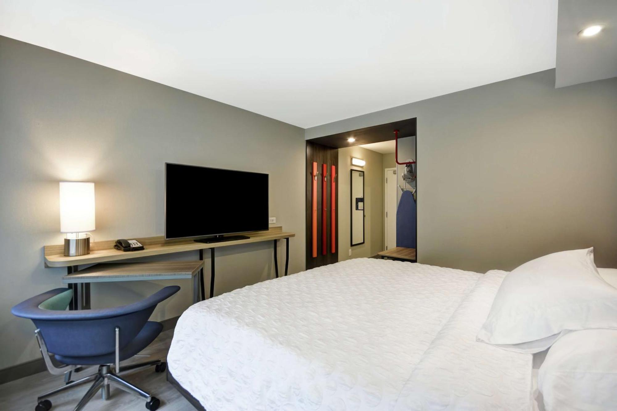 Отель Tru By Hilton Chicopee Springfield Экстерьер фото