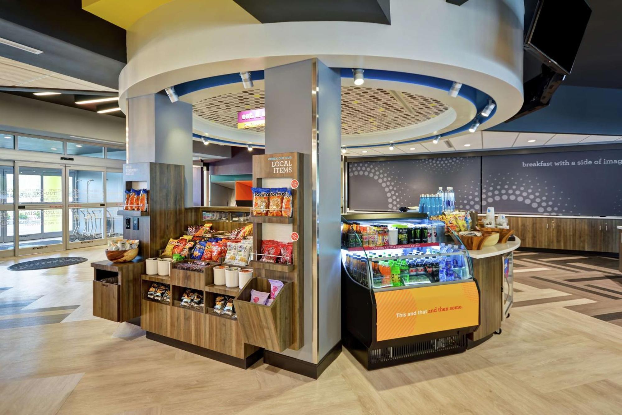 Отель Tru By Hilton Chicopee Springfield Экстерьер фото